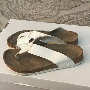 Birkenstock White and Brown Women's Sandals size 39